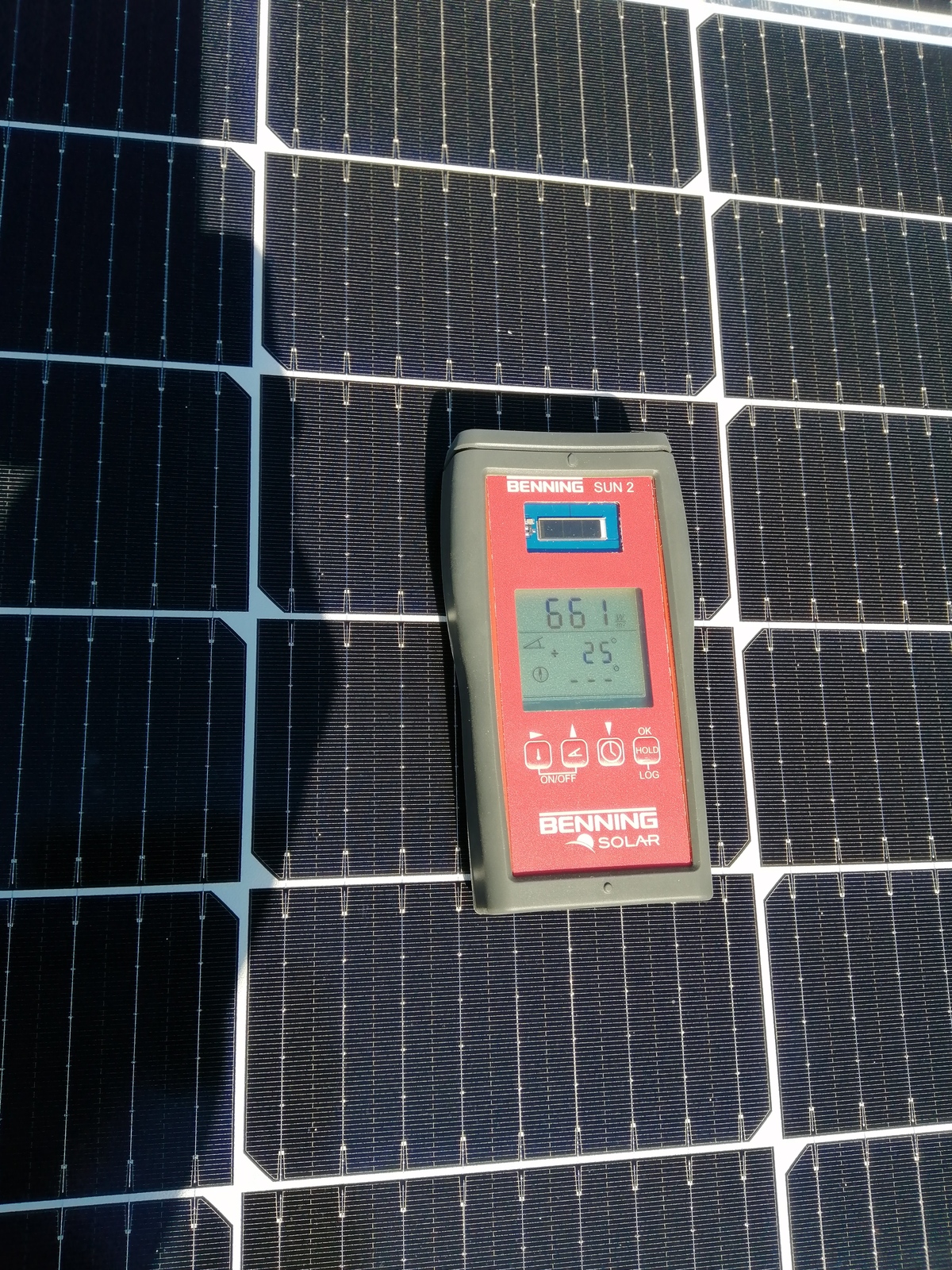 String-level electrical measurement at a PV module table in Hungary